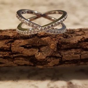 NEW! Silver X Criss Cross Ring CZ Size 7